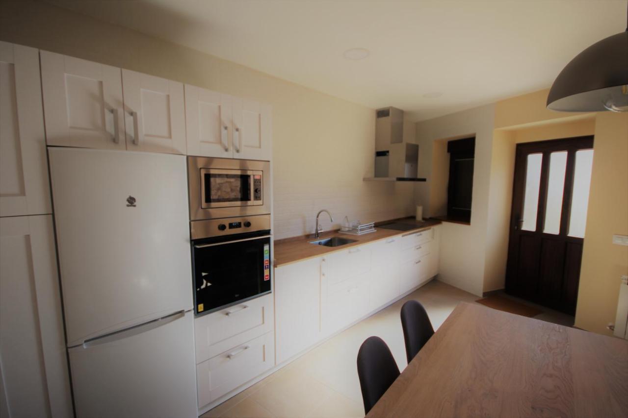 Loboratorio Rural - La Majada Del Acebo Villa Navatejares Luaran gambar